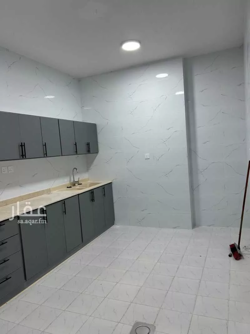 4 bedroom apartment in Al Rawabi, Riyadh 4