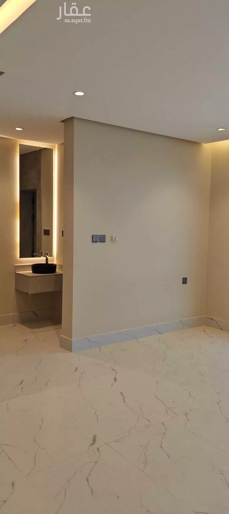 شقة 3 غرف في الحمرا 4