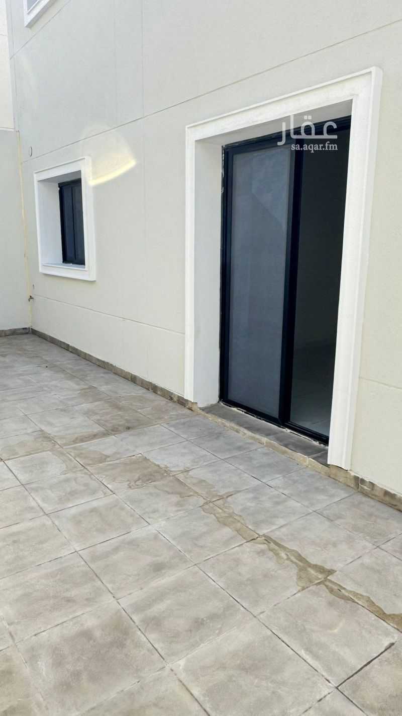 8 bedroom villa in Al Iskan Ash Shamali, Eastern Province 9