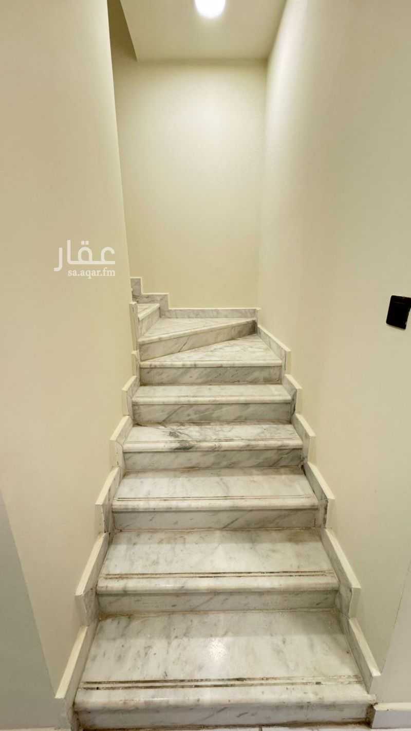 8 bedroom villa in Al Iskan Ash Shamali, Eastern Province 20