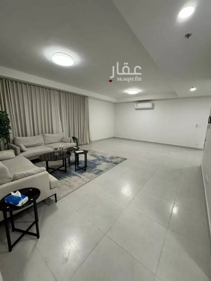 9 bedroom apartment in Al Fursan, Eastern Province 9