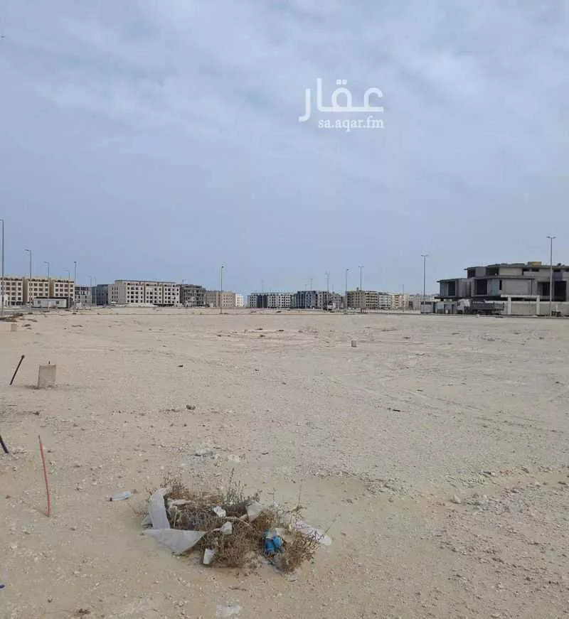 أرض 687 م² في الخبر 3
