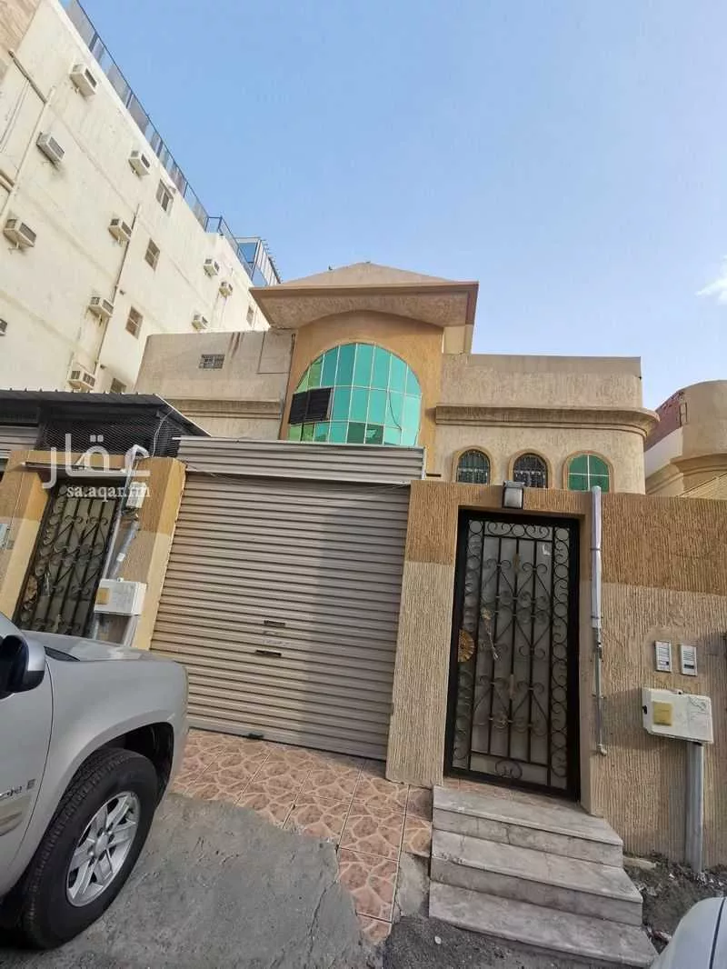 شقة 6 غرف في بطحاء قريش 1