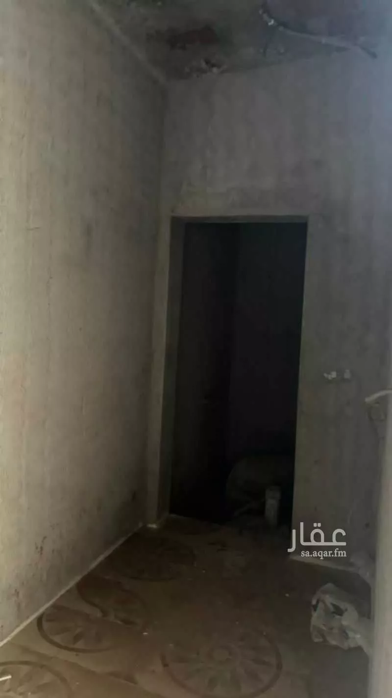 3 bedroom floor in Al Matar 5