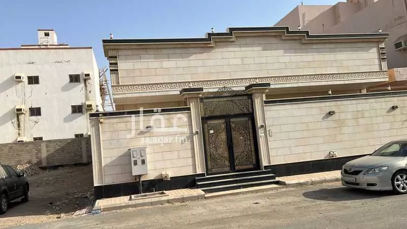 فيلا 5 غرف في القرينة 2