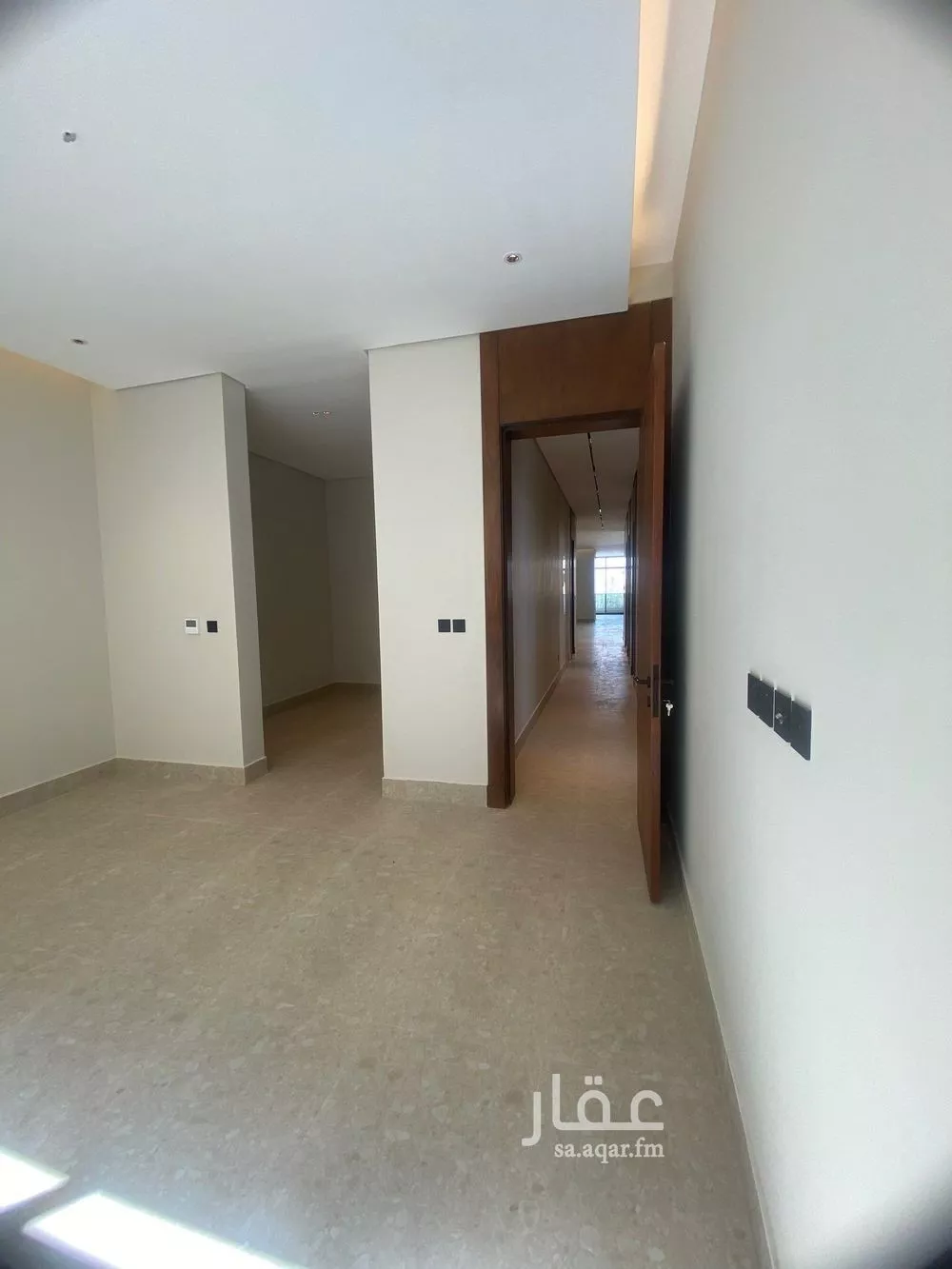 دور 4 غرف في المروج 3