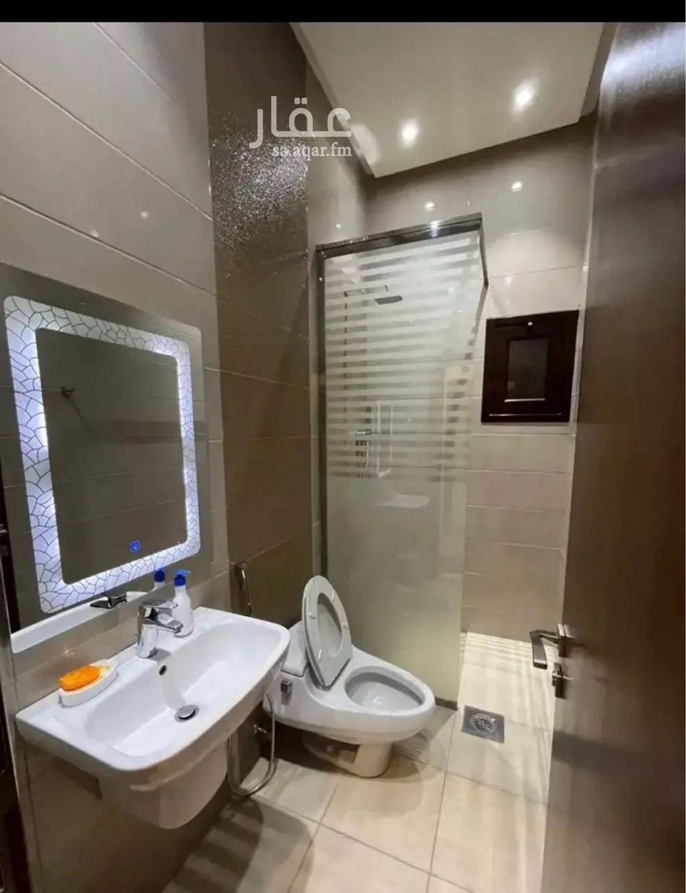 7 bedroom villa in Al Yasmin, Riyadh 14