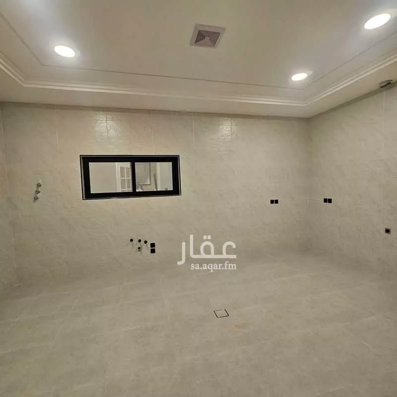 8 bedroom villa in Al Khuzama, Eastern Province 14