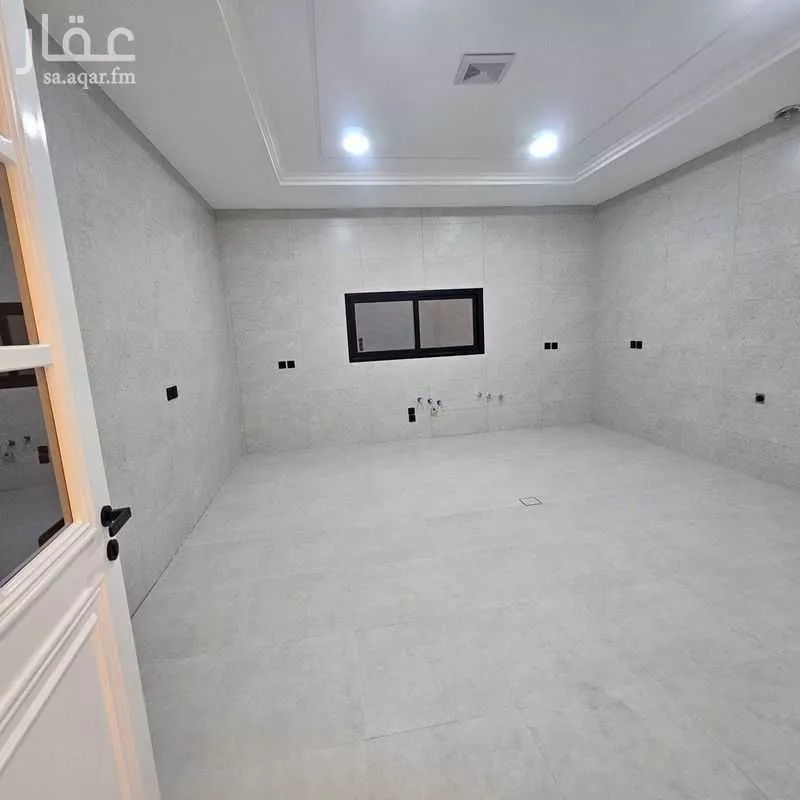 فيلا 10 غرف في الصواري 3