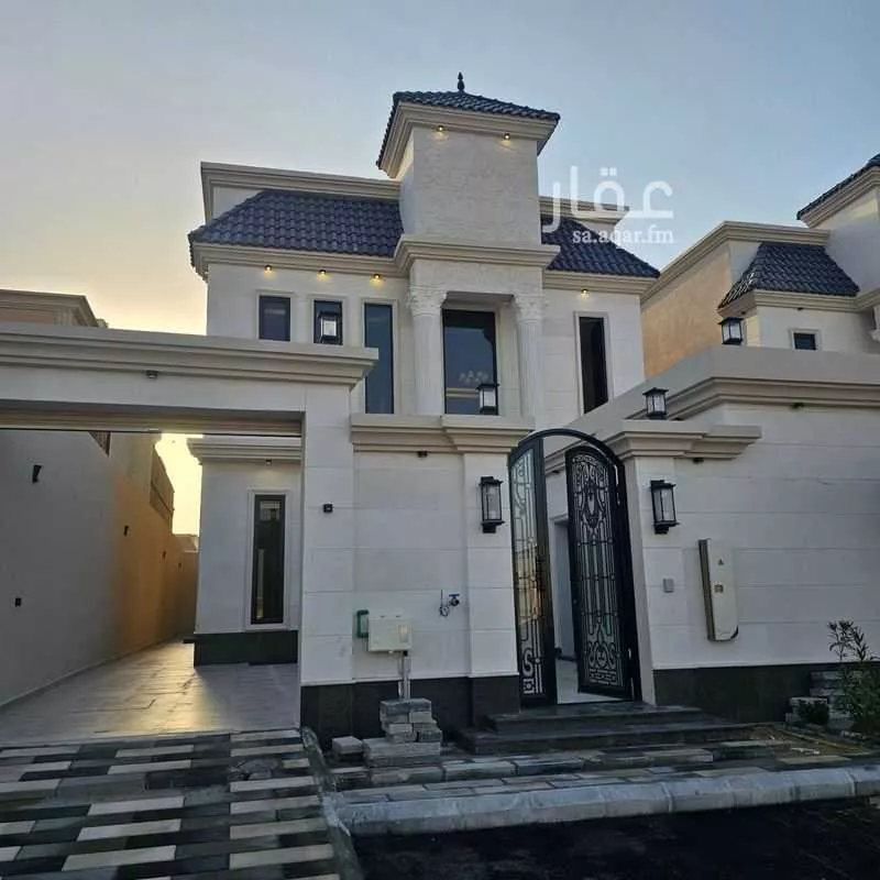 8 bedroom villa in Al Khuzama, Eastern Province 25