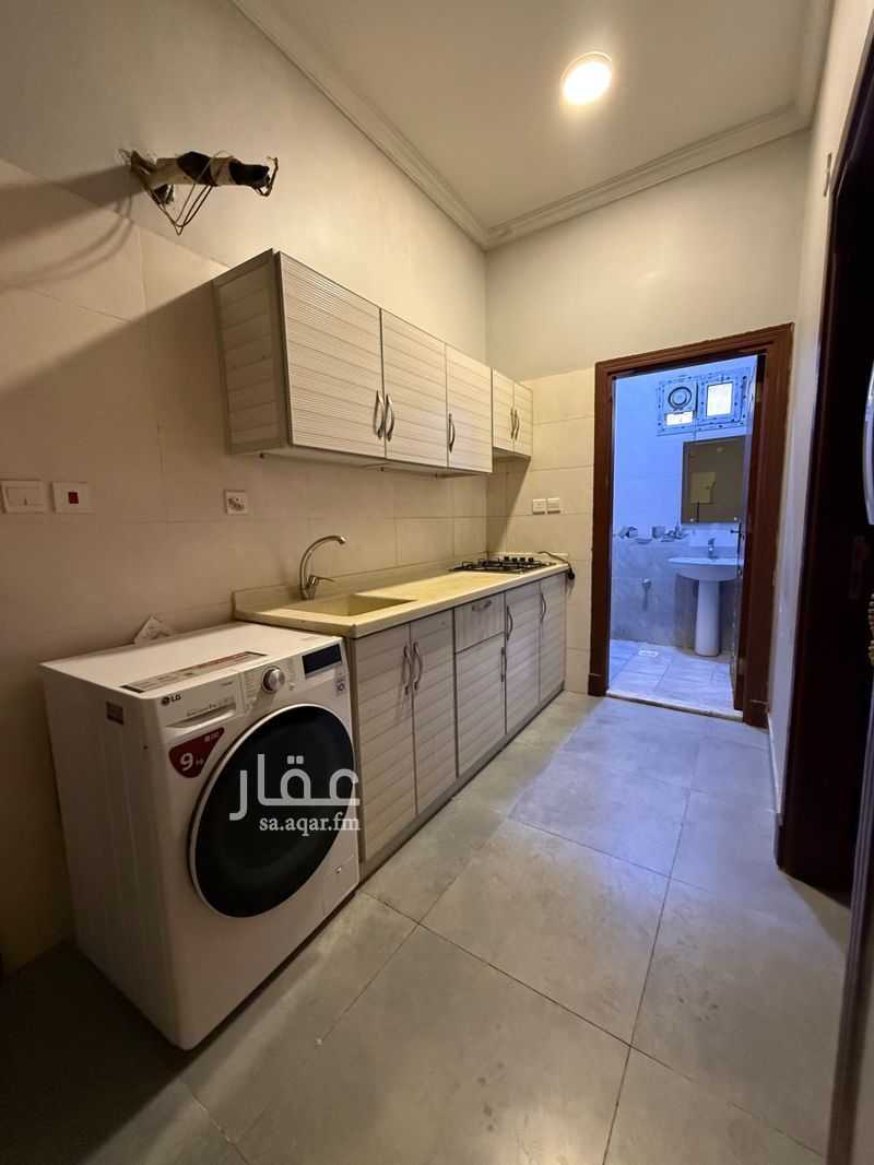 1 bedroom apartment in Al Sharafiyah, Jeddah 5