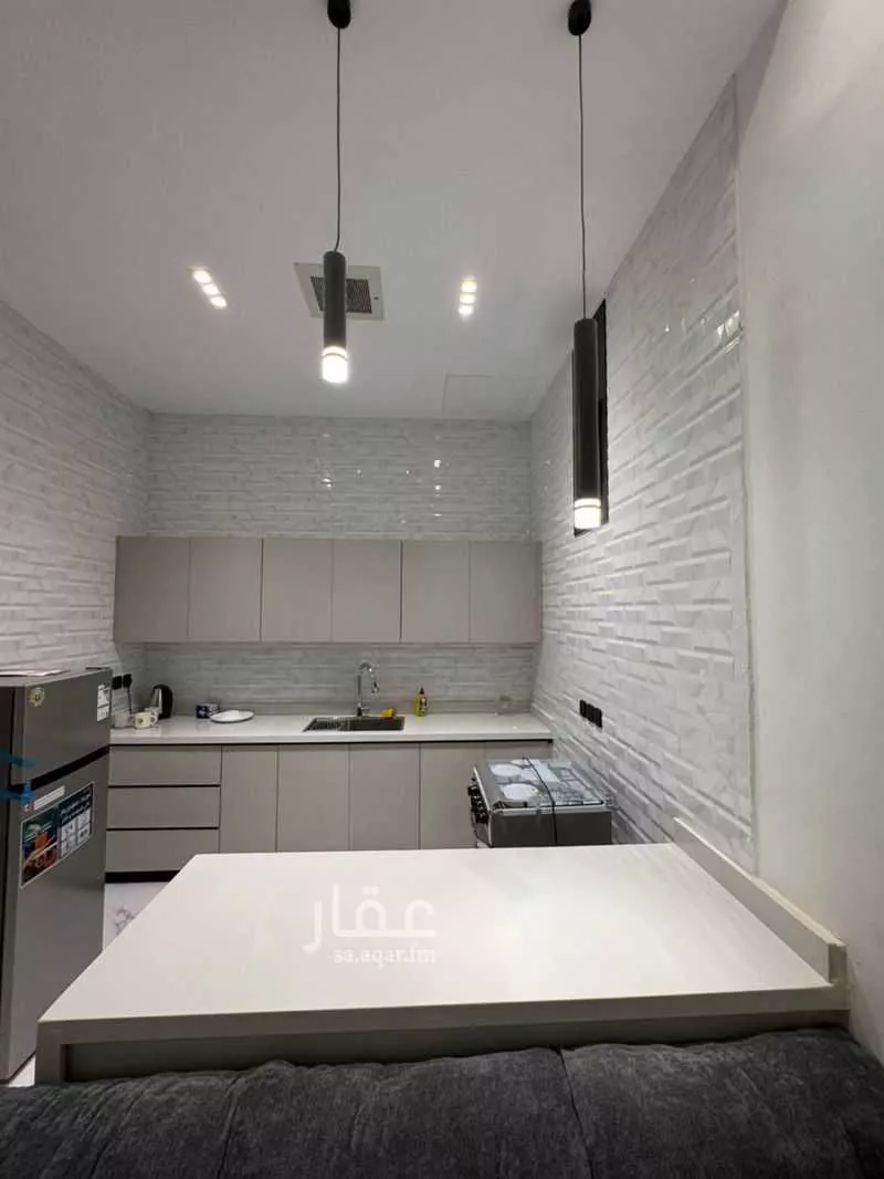 دور 1 غرف في الملك فهد 5