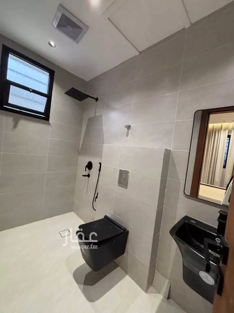 3 bedroom floor in Al Janadriyah 5