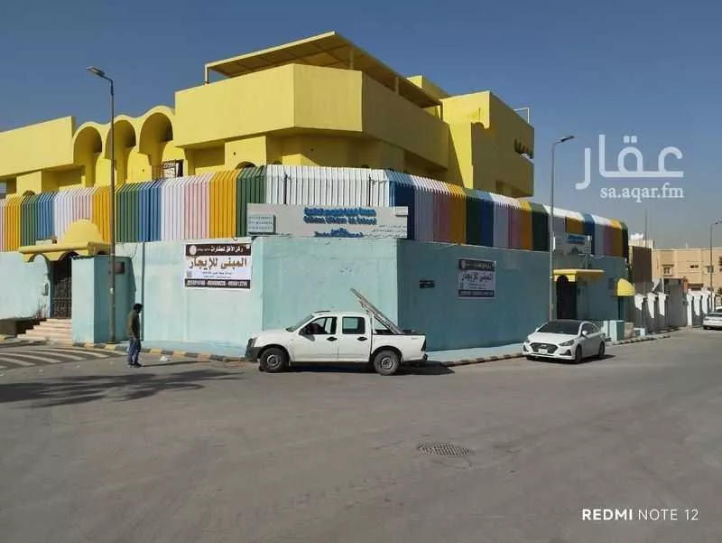 عمارة 817 م² في الروضة 2