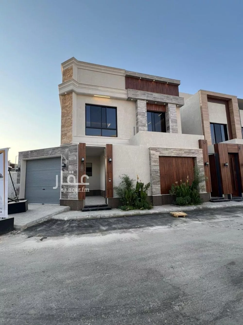 شقة 7 غرف في الرمال 1