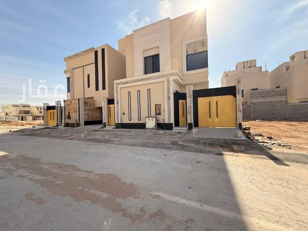 شقة 6 غرف في الرمال 1