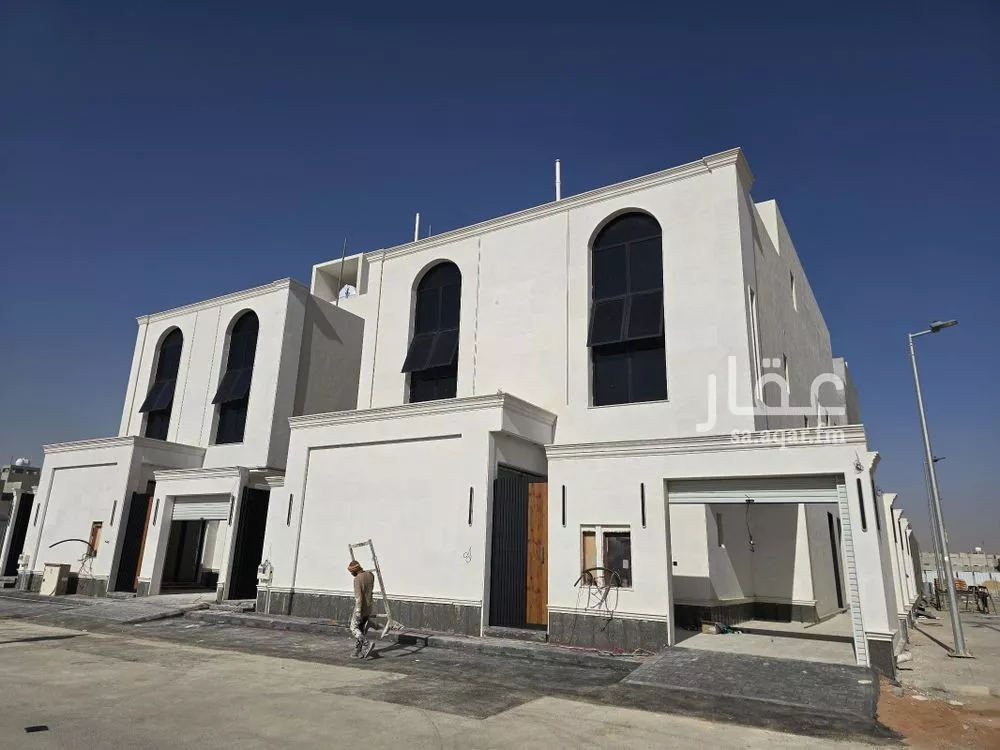 شقة 7 غرف في الرمال 1