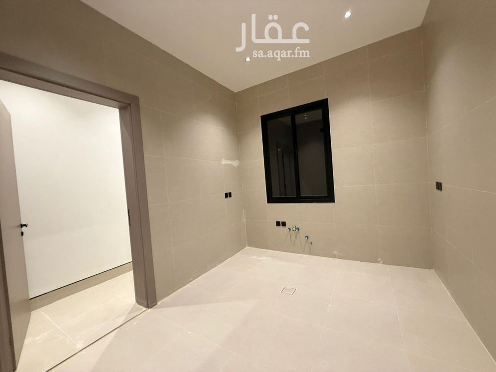 3 bedroom apartment in Granada, Riyadh 6