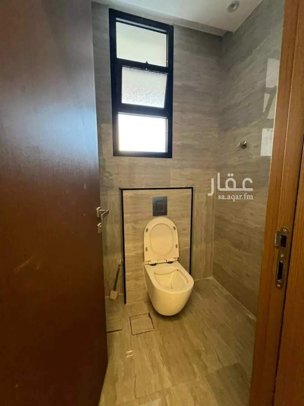 شقة 7 غرف في الرمال 4