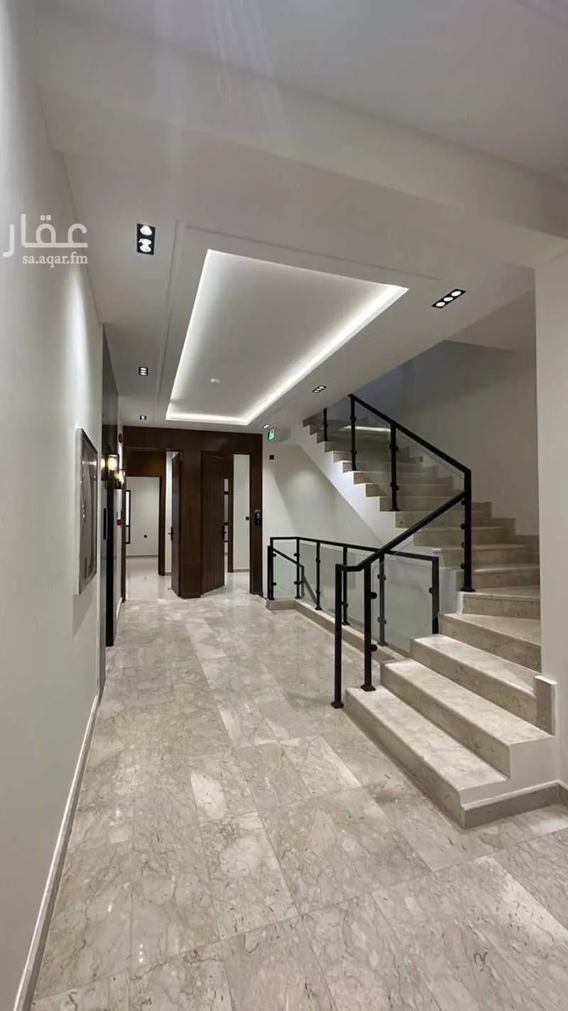 عمارة 840 م² في طويق 2