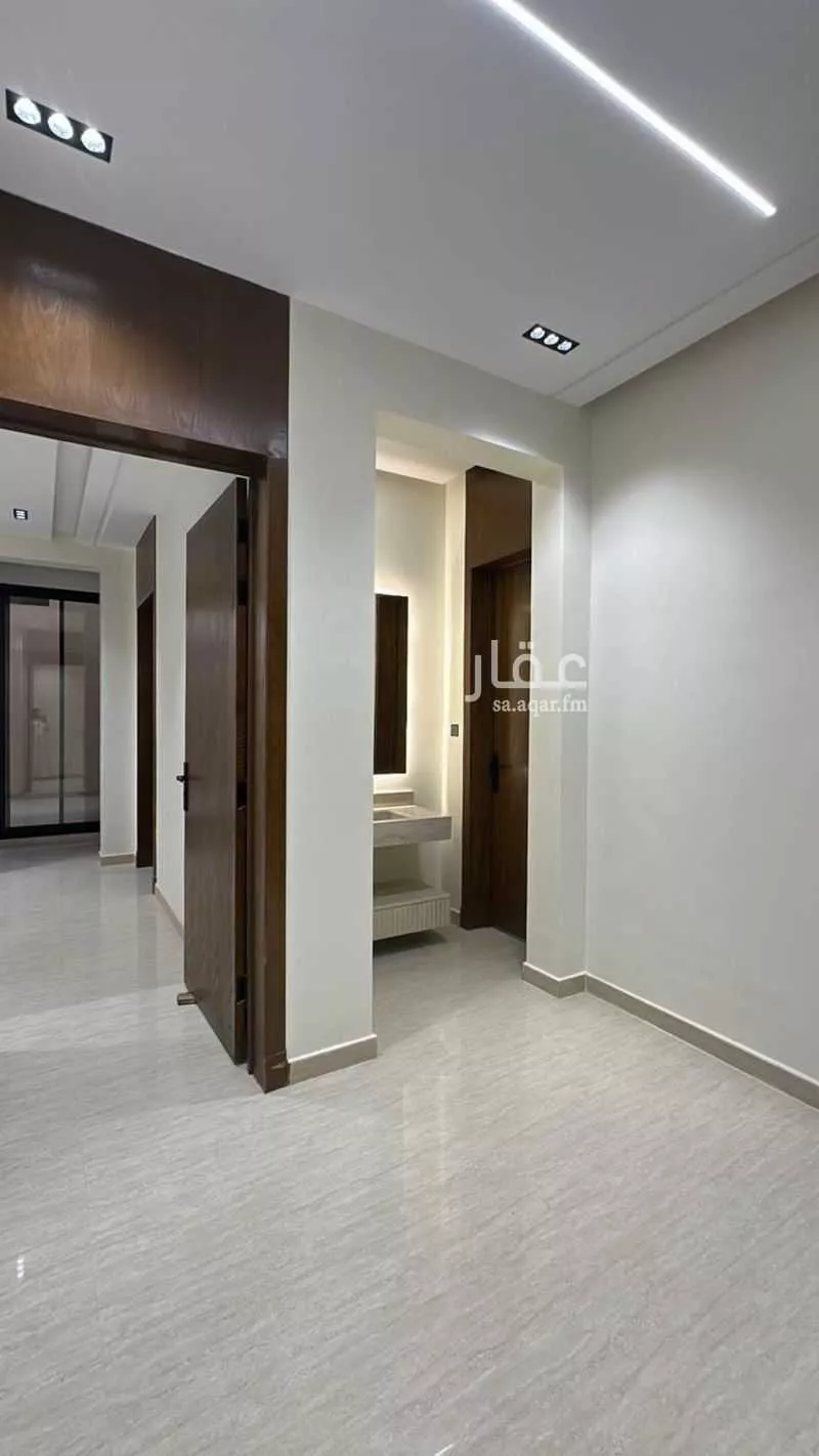 عمارة 840 م² في طويق 5