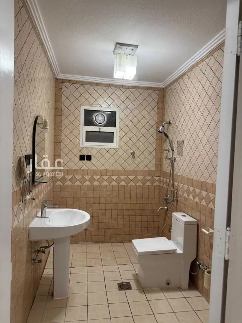 4 bedroom apartment in Ar Rayan, Riyadh 17