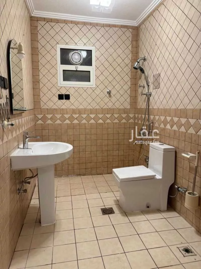 4 bedroom apartment in Ar Rayan, Riyadh 15