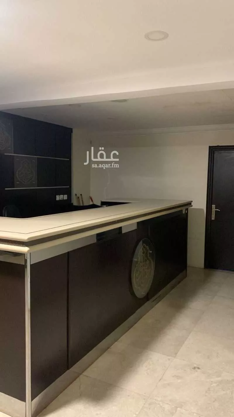 عمارة 900 م² في الريان 5