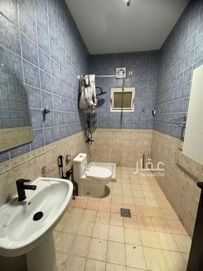 4 bedroom apartment in Ar Rayan, Riyadh 5
