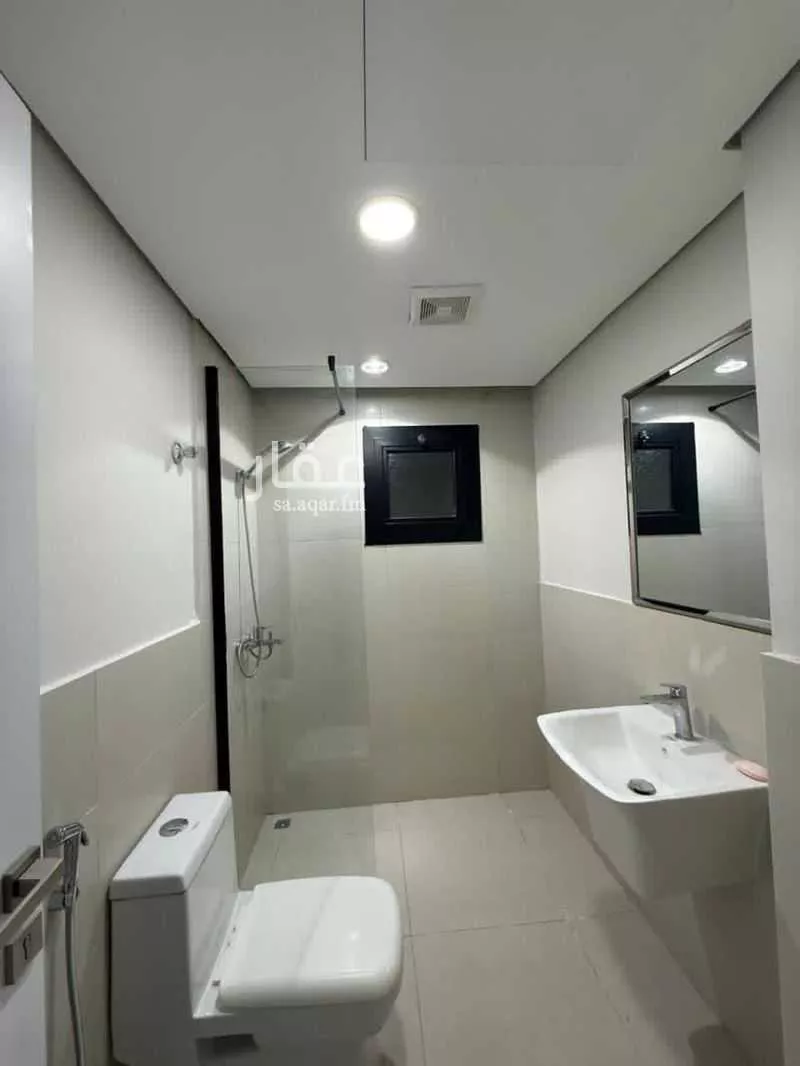 3 bedroom apartment in Al Hamdaniyah, Jeddah 8