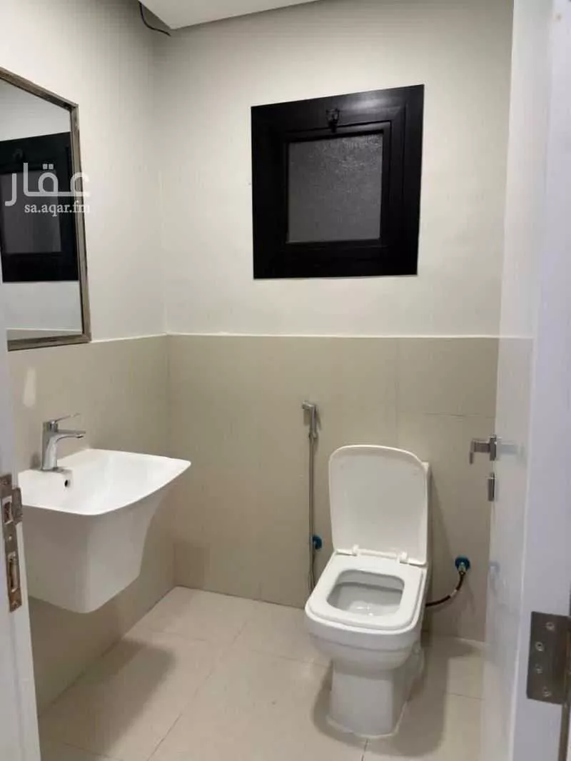 3 bedroom apartment in Al Hamdaniyah, Jeddah 10