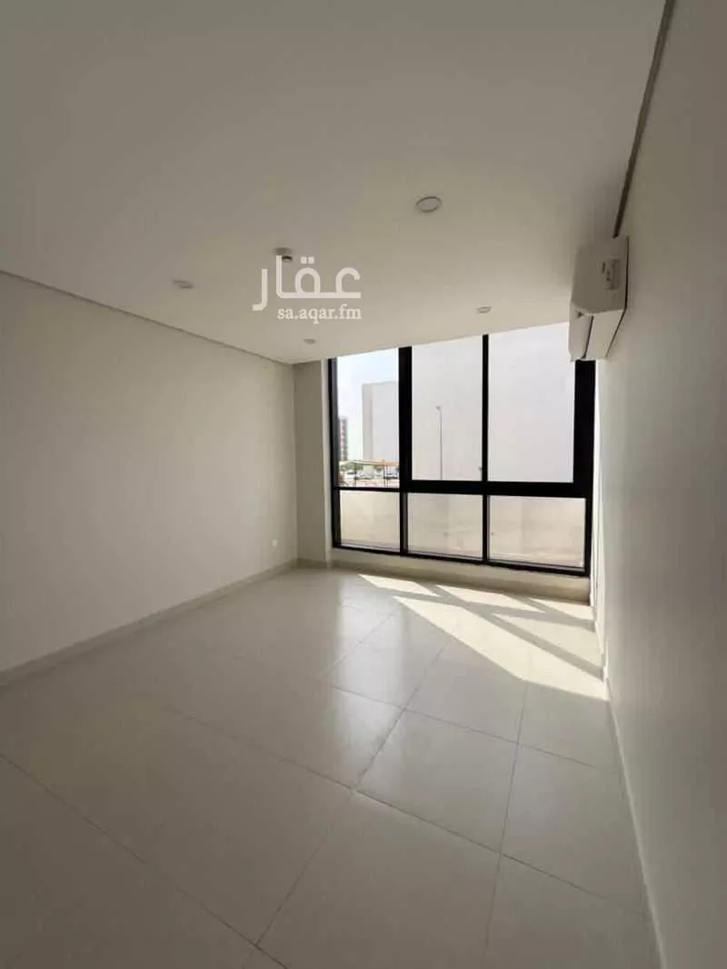 3 bedroom apartment in Al Hamdaniyah, Jeddah 16