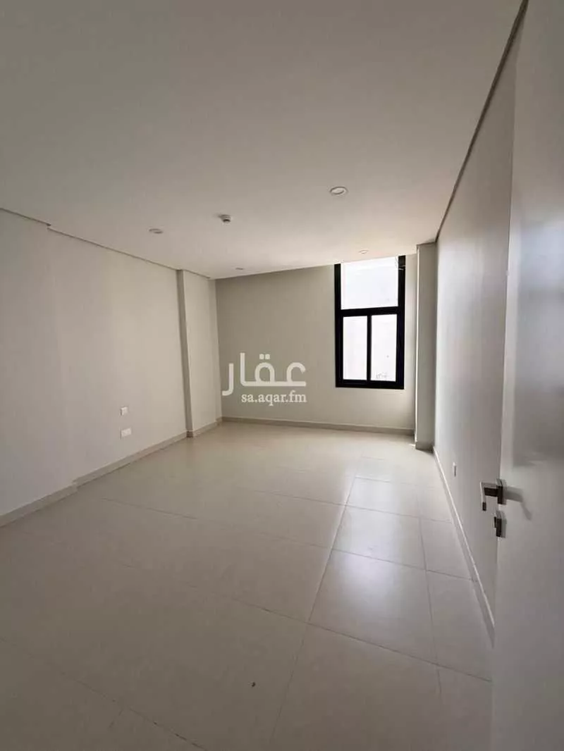 3 bedroom apartment in Al Hamdaniyah, Jeddah 17