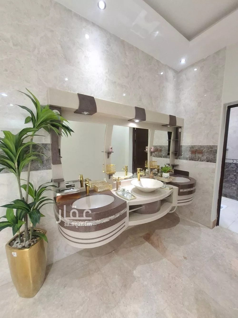 6 bedroom villa in Irqah, Riyadh 18