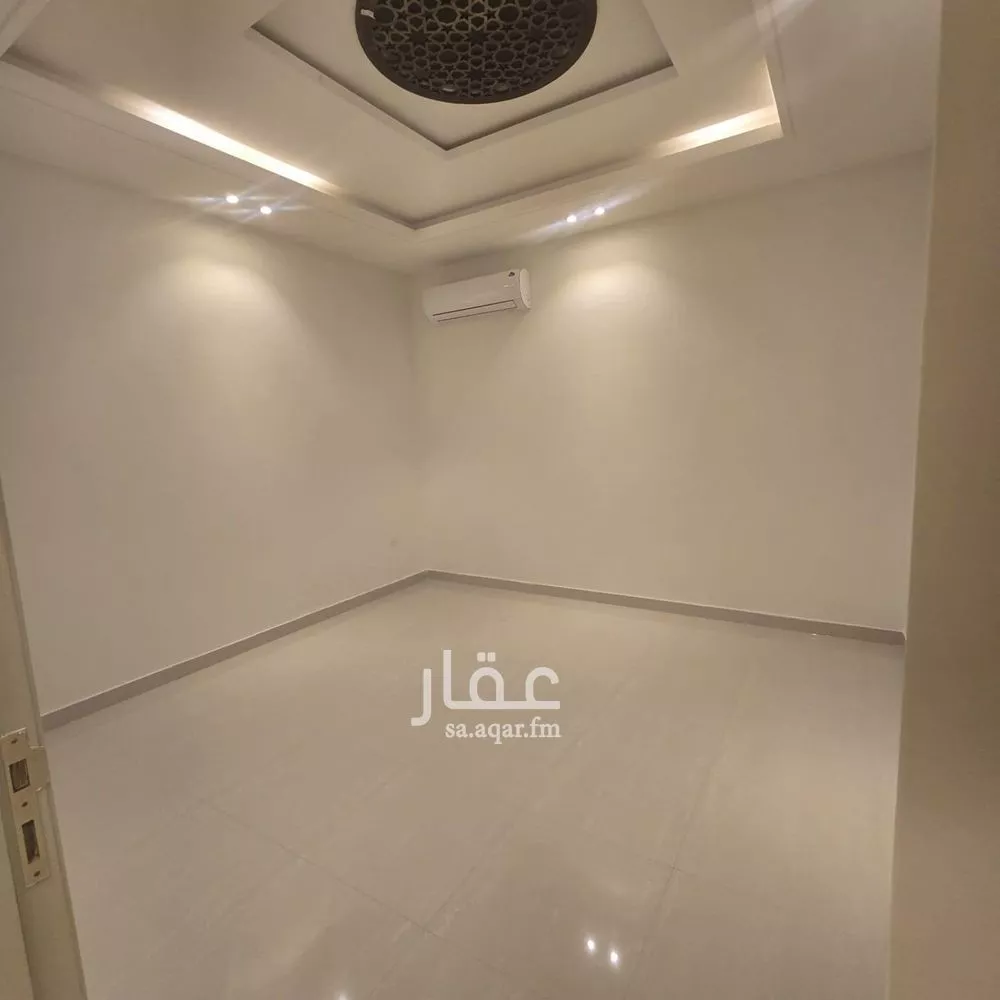 3 bedroom floor in Hittin 2