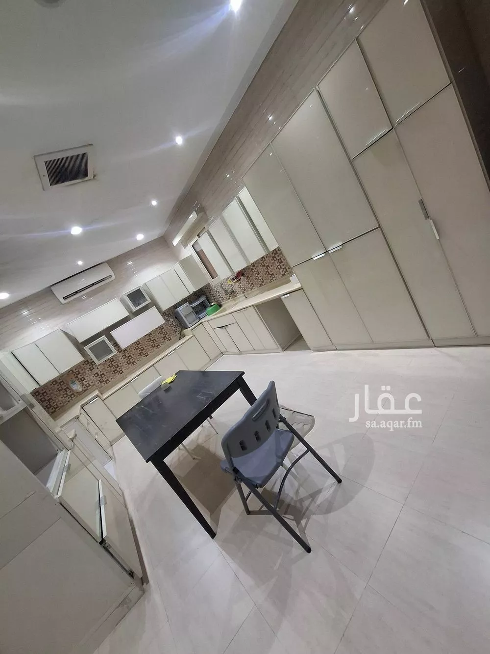 6 bedroom villa in Irqah, Riyadh 11