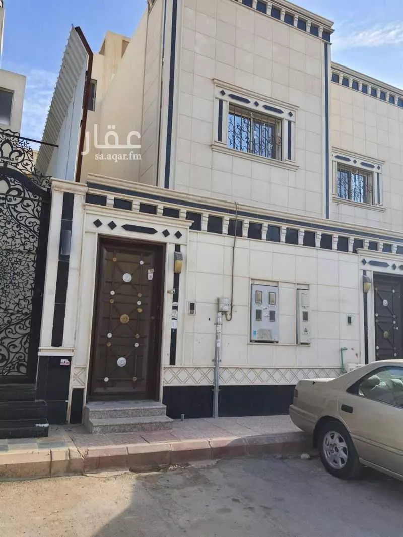 13 bedroom villa in Al Aziziyah 3