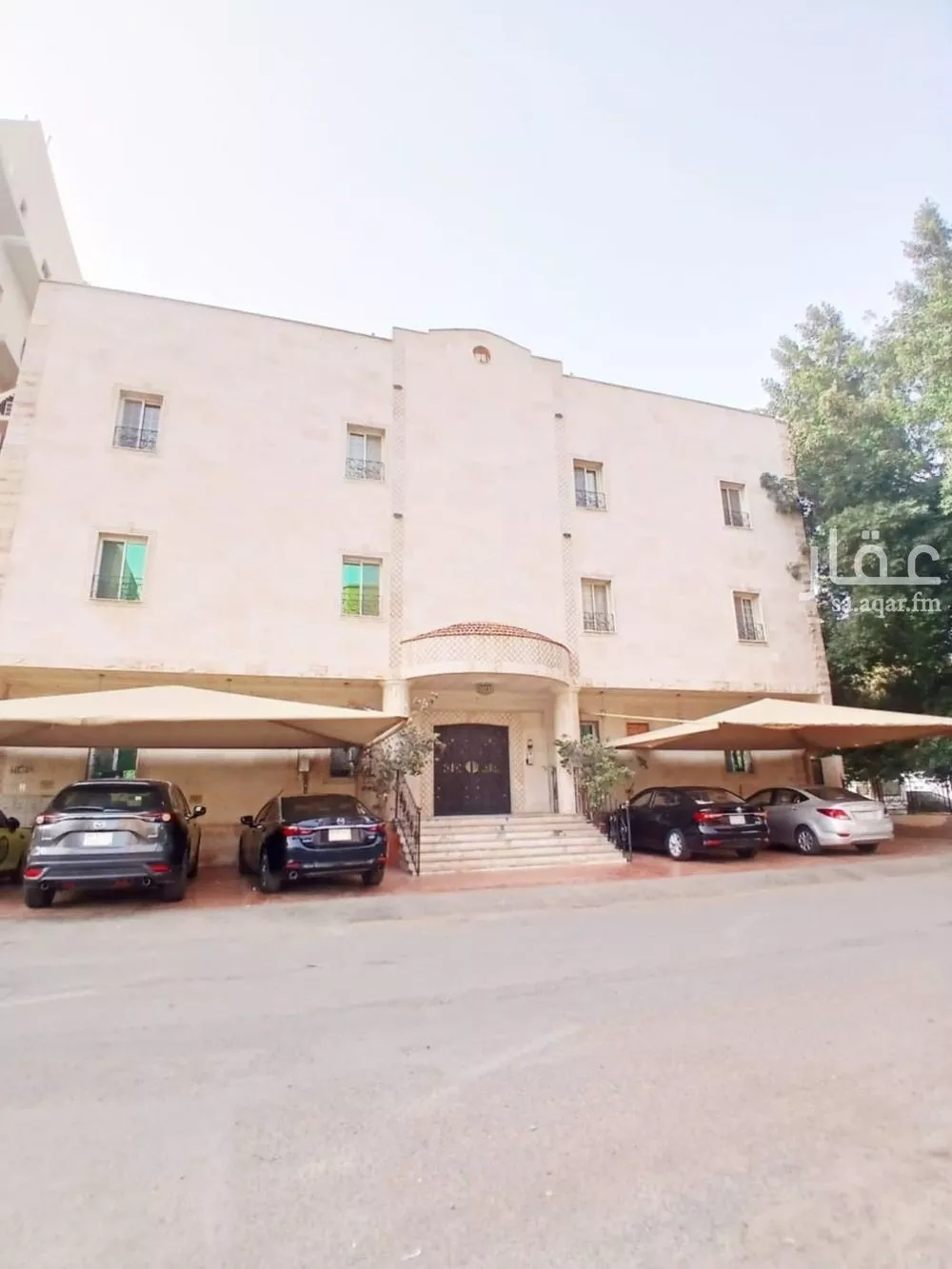 شقة 5 غرف في الروضة 1