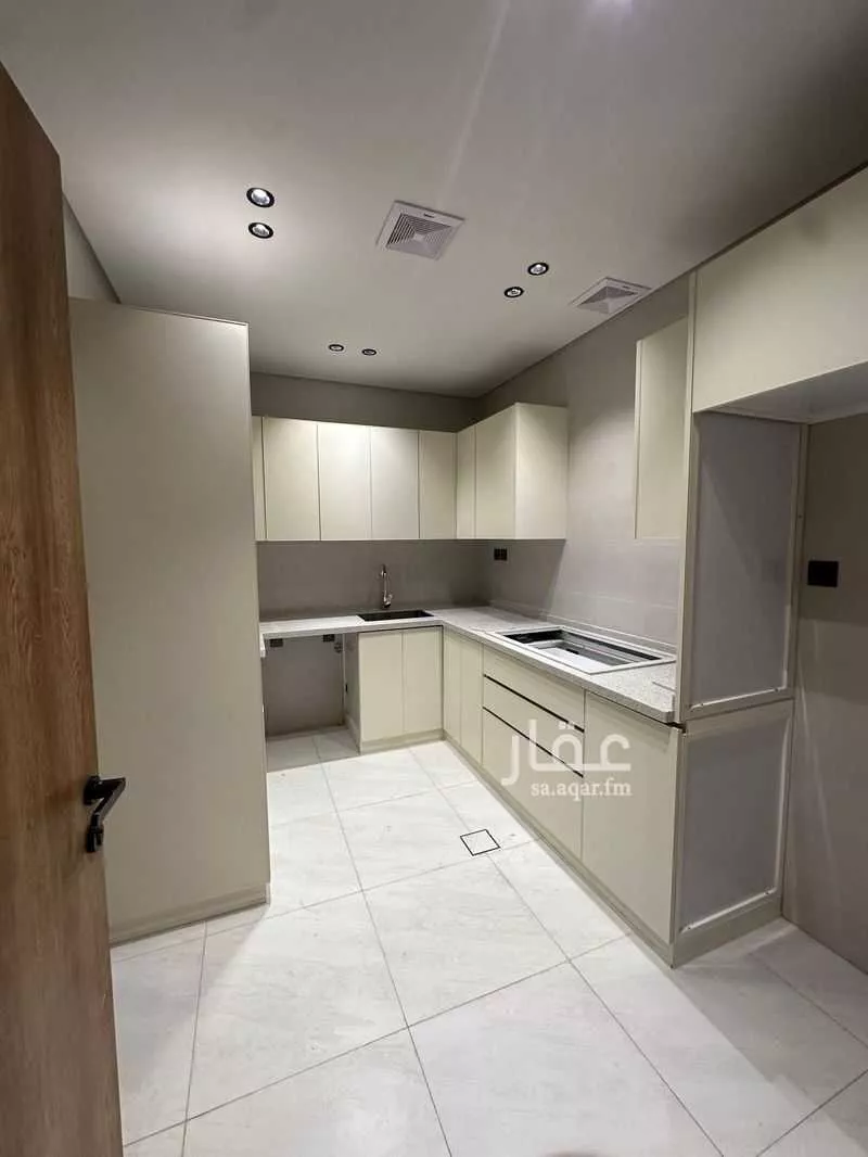 3 bedroom apartment in Al Rawdah, Jeddah 12