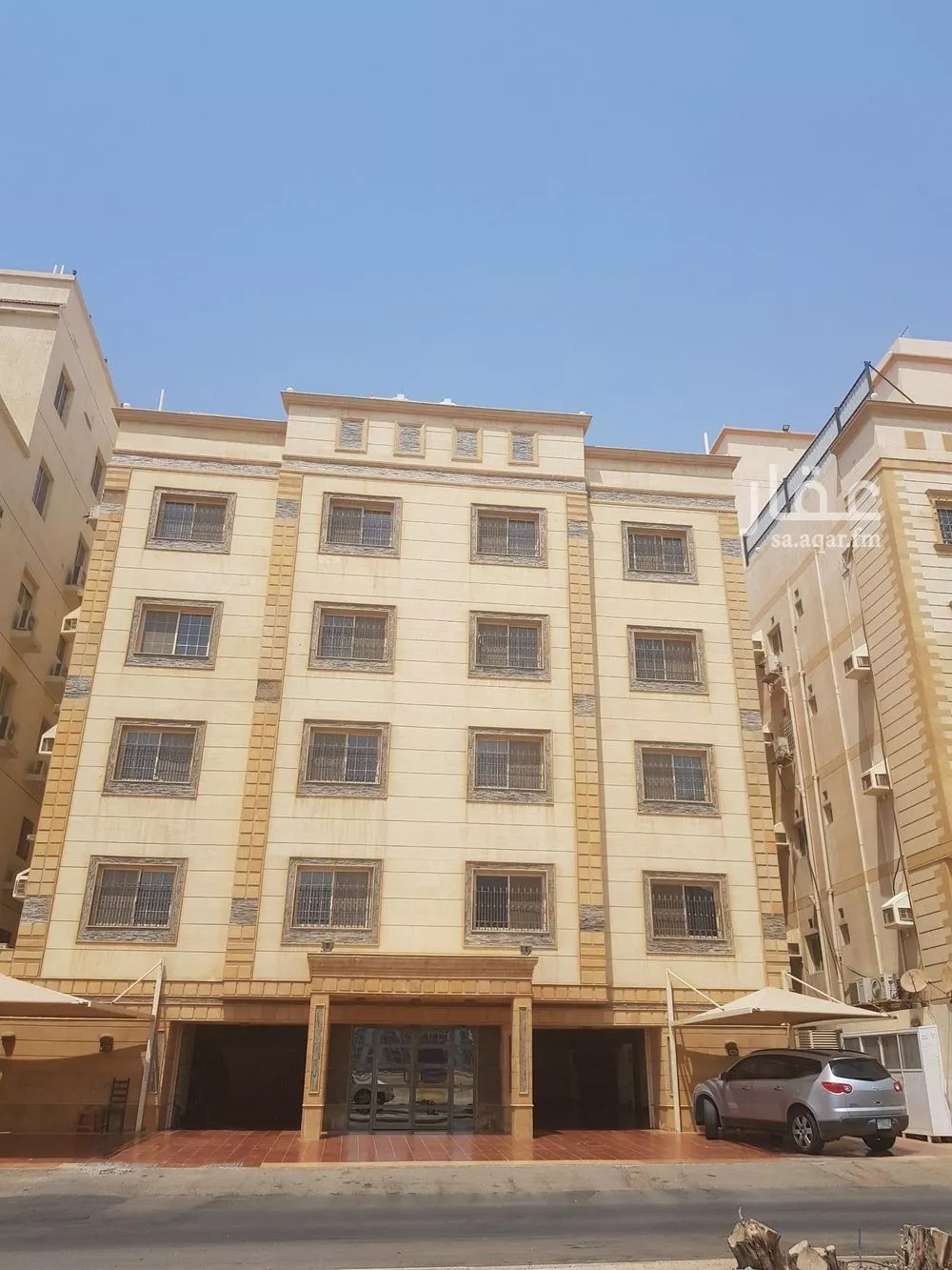 4 bedroom apartment in Al Wurud 1