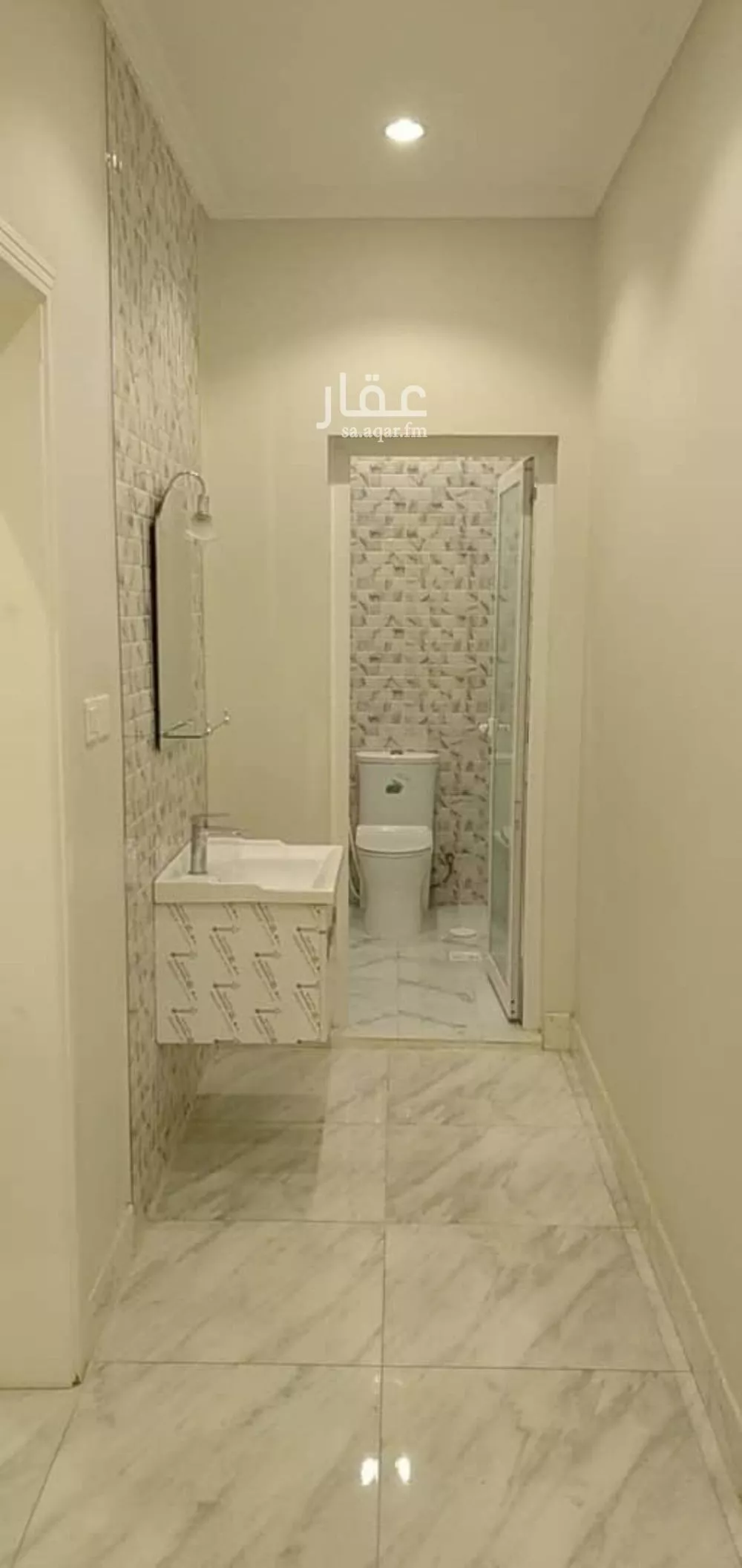 عمارة 750 م² في النزهة 2