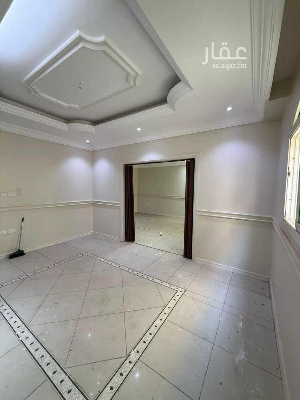 شقة 5 غرف في الروضة 5