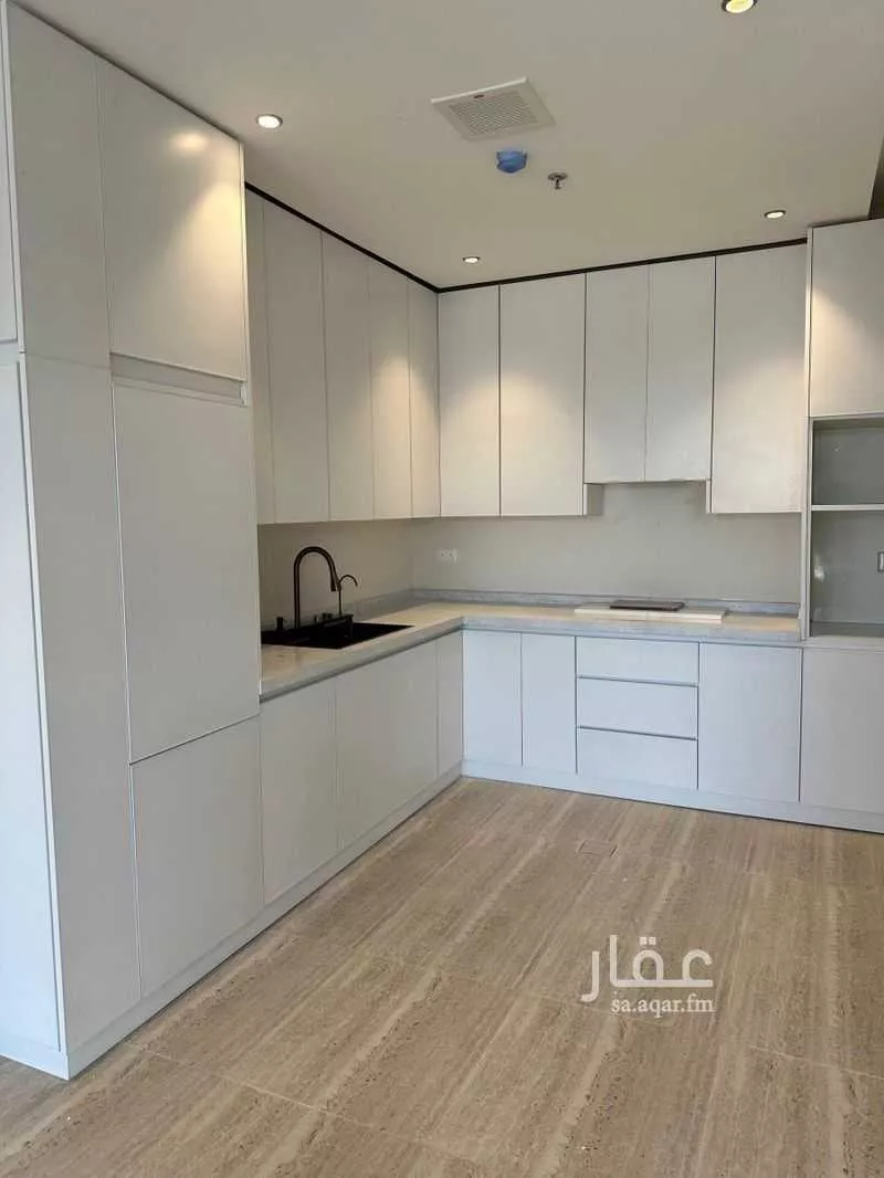 شقة 3 غرف في النرجس 5