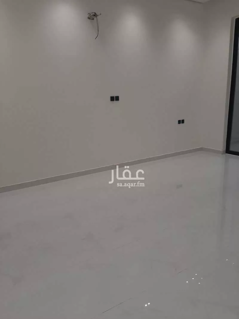 فيلا 5 غرف في ضاحية الملك فهد 5