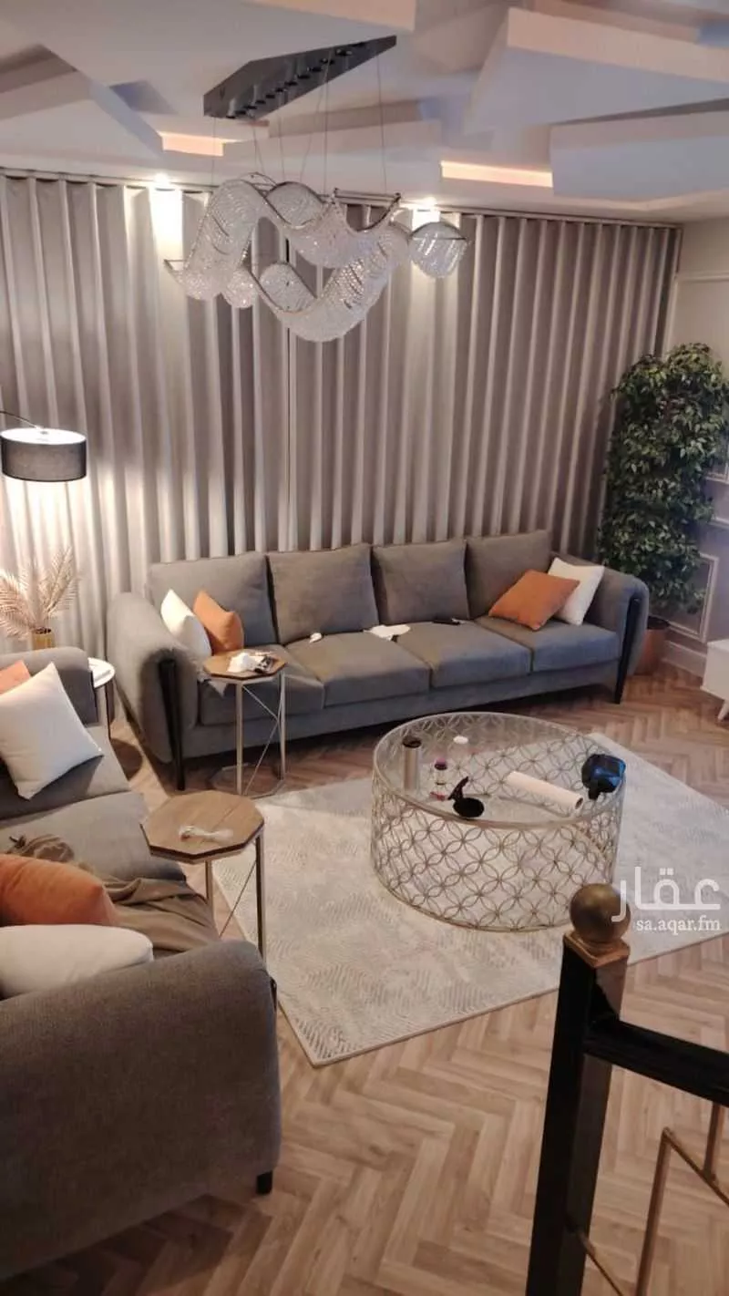 فيلا 5 غرف في ضاحية الملك فهد 5