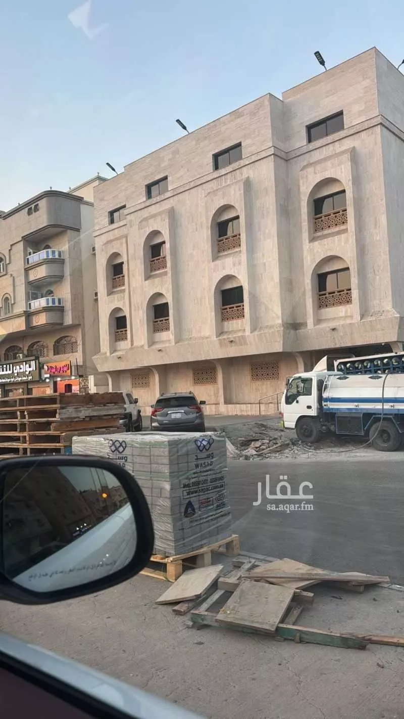 عمارة 612 م² في الفيحاء 2