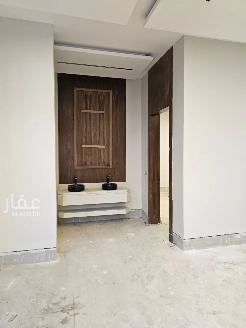 شقة 7 غرف في العارض 4