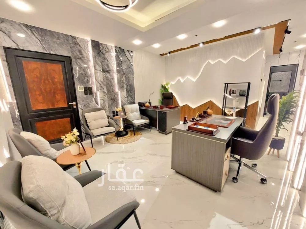مكتب 64 م² في العليا 4