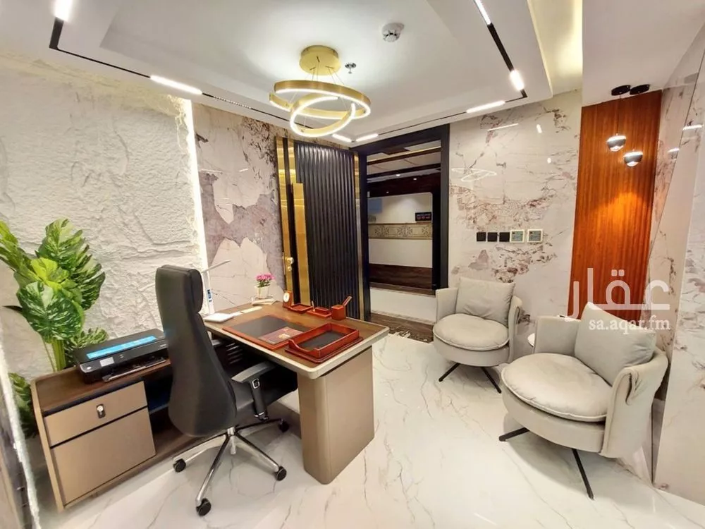 مكتب 65 م² في العليا 3