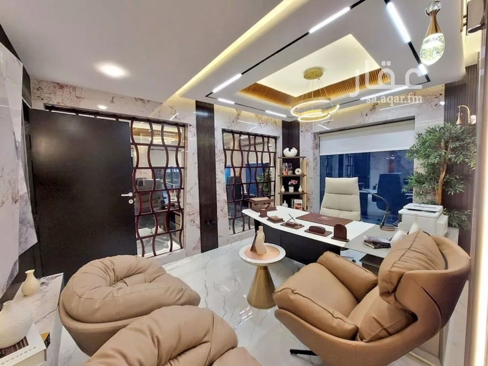 مكتب 65 م² في العليا 1